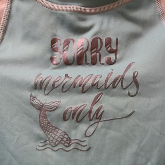 Teal colored rashguard - Picture 2 of 6